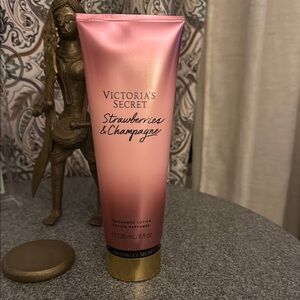 Victoria's Secret Pink Strawberries & Champagne Lotion